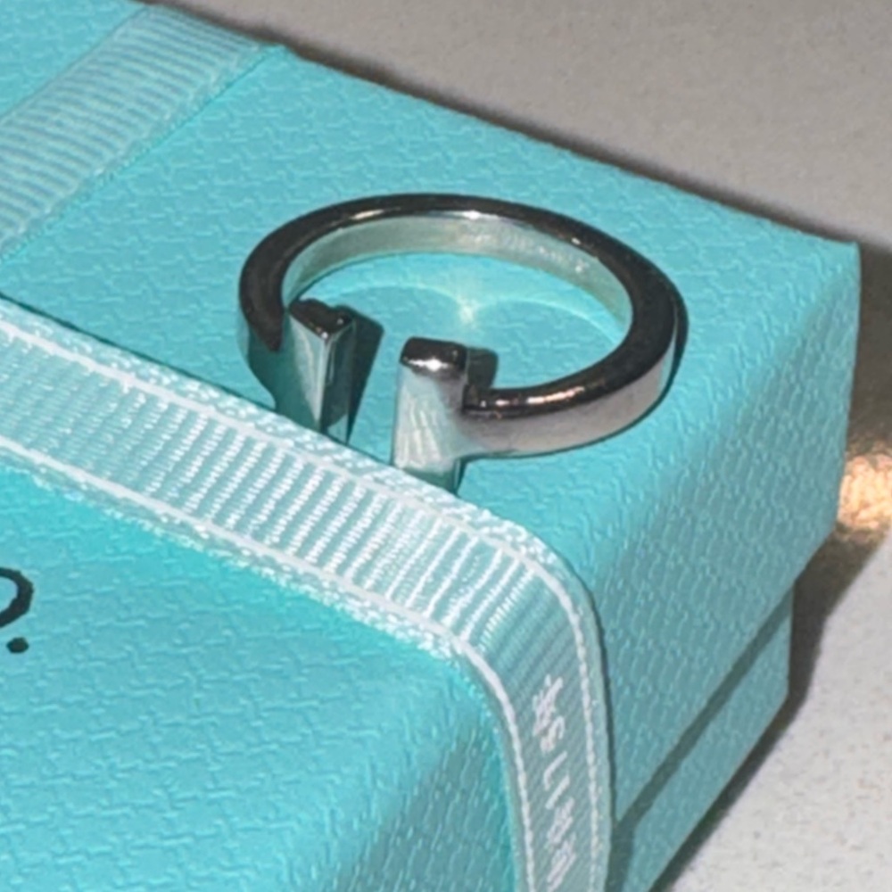 Tiffany & Co. Silver Ring “ style “